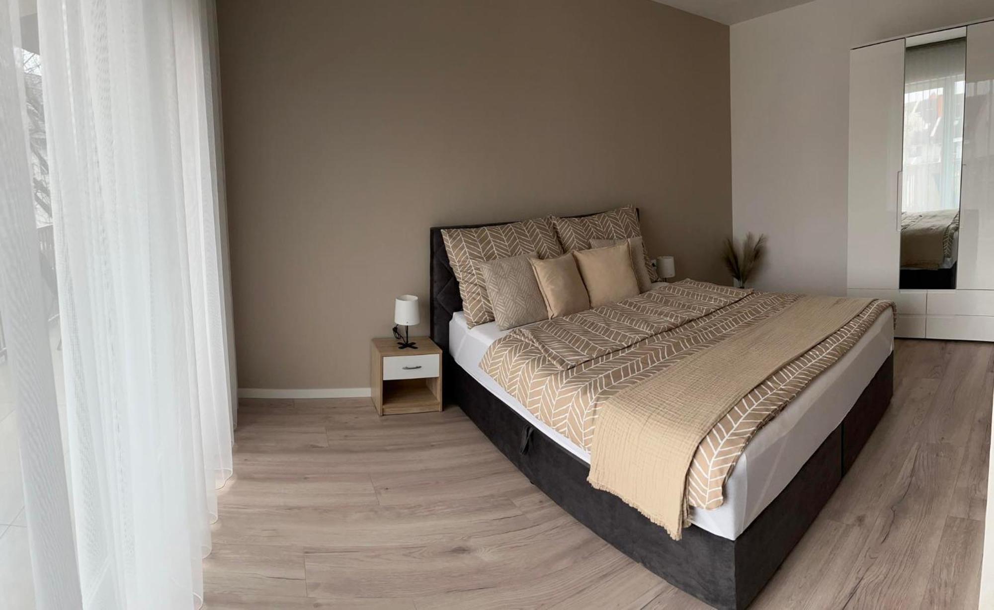 Greta Lux Apartman Hajdúszoboszló Exterior foto
