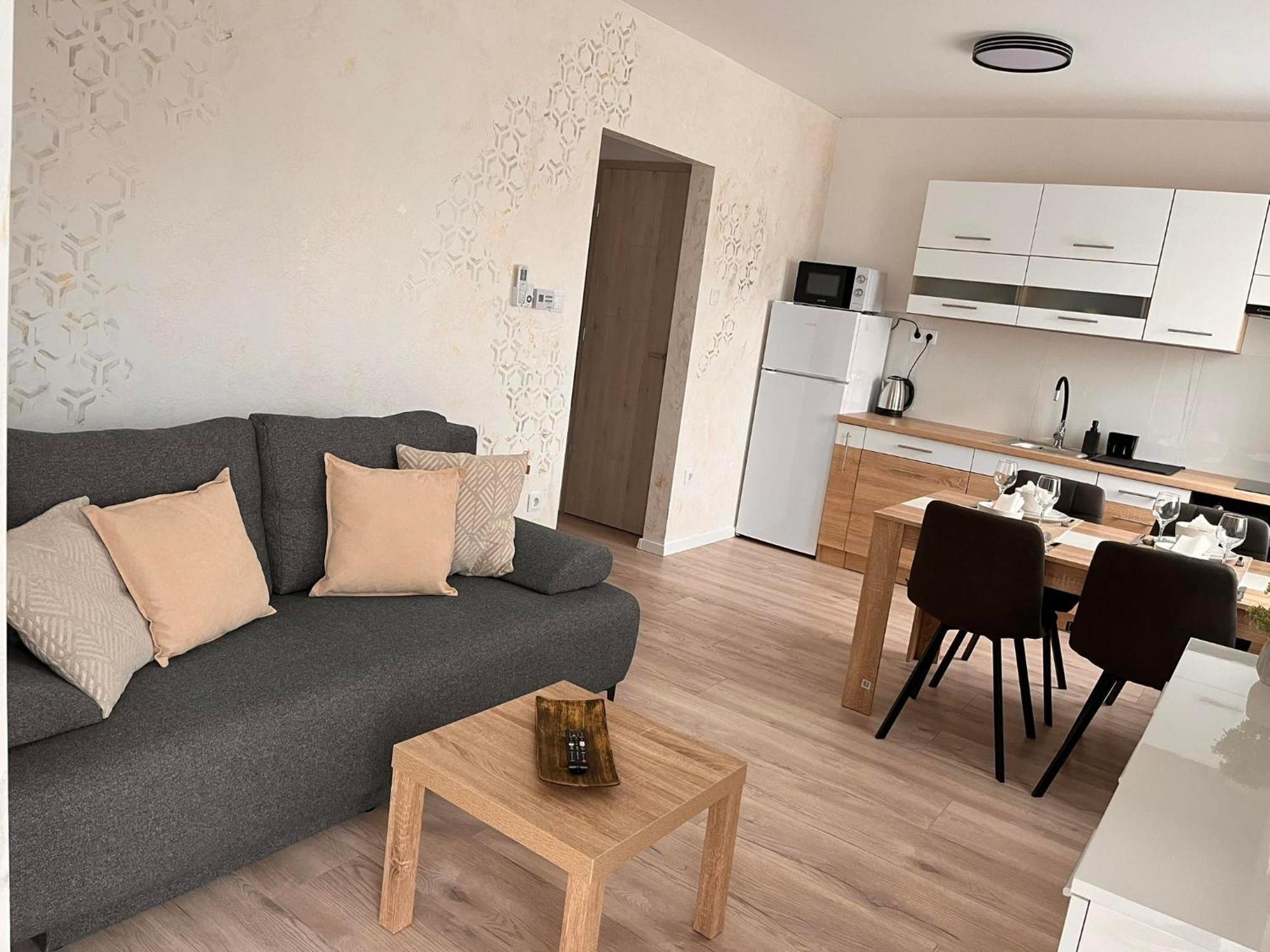 Greta Lux Apartman Hajdúszoboszló Exterior foto